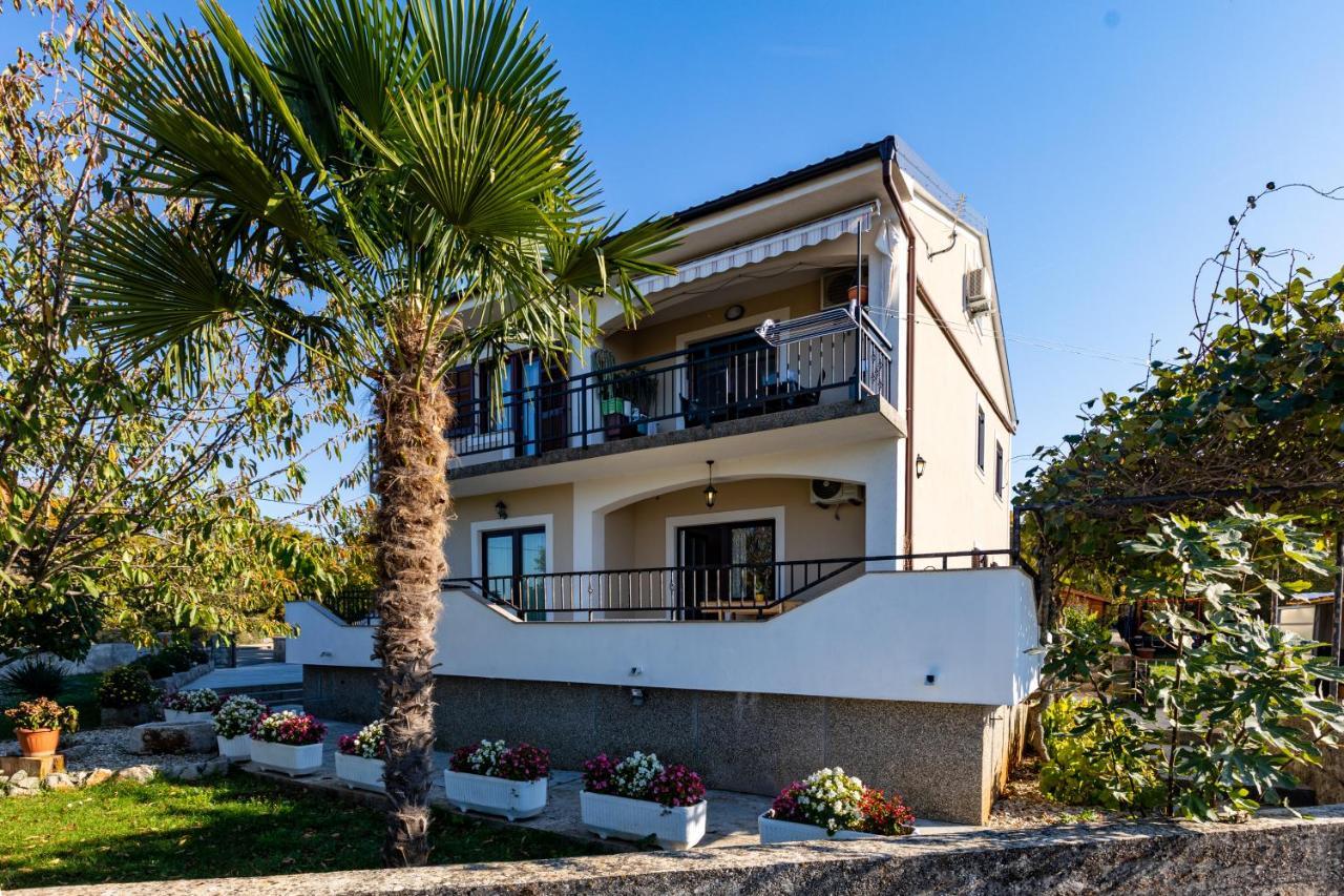 Apartments Meri Sveti Ivan  ภายนอก รูปภาพ