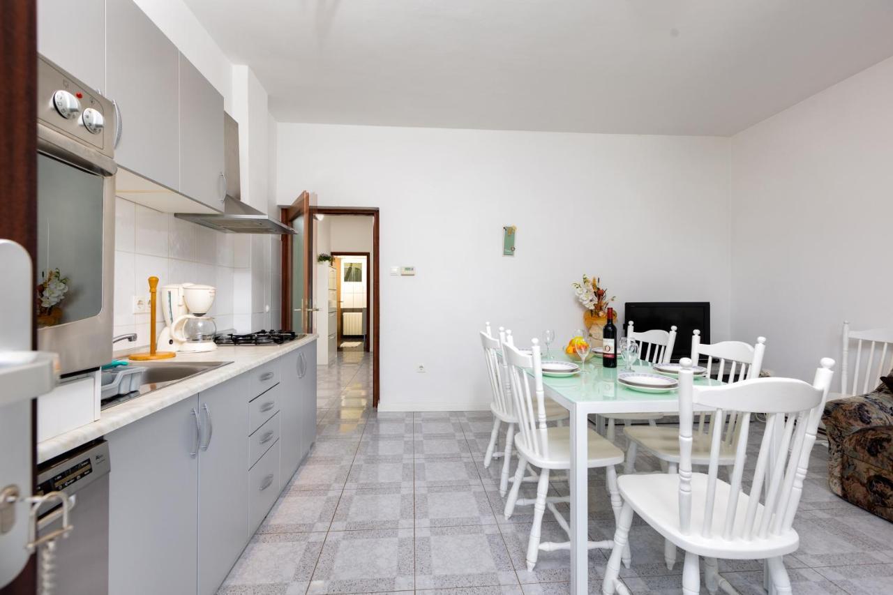 Apartments Meri Sveti Ivan  ภายนอก รูปภาพ
