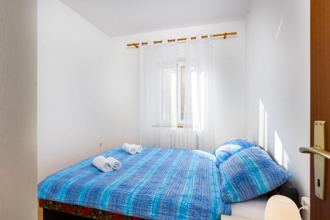 Apartments Meri Sveti Ivan  ภายนอก รูปภาพ